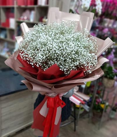 Букет цветов из: Гипсофила в Поселке совхоз имени Ленина