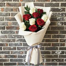 Букет цветов из:  Розы в Поселке совхоз имени Ленина