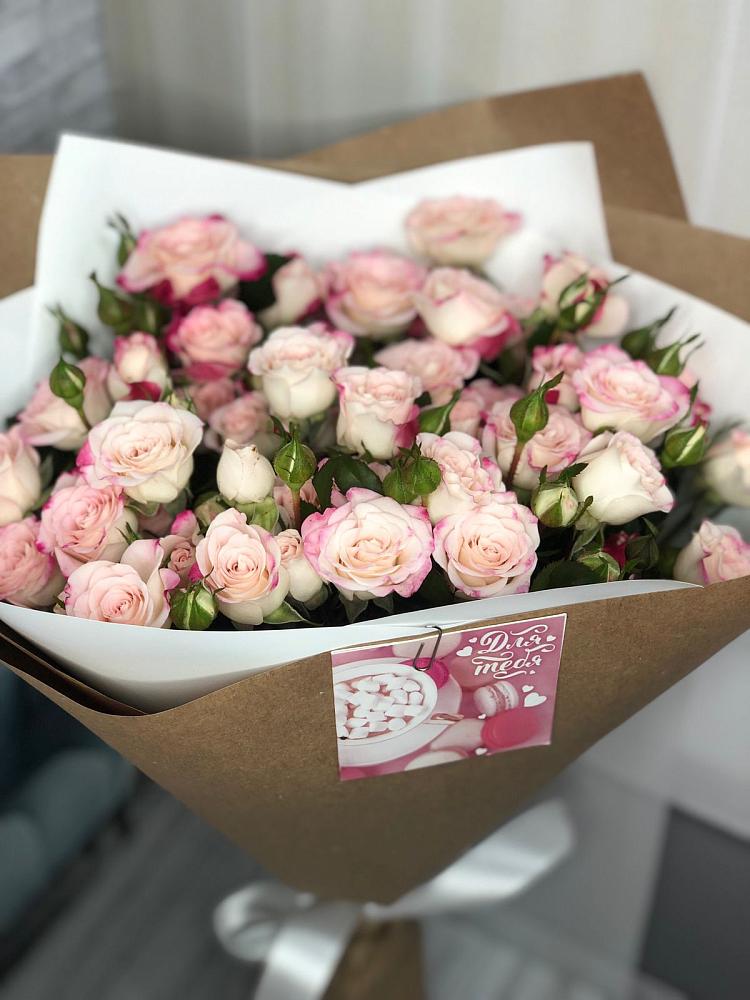 Букет цветов из: Розы в Поселке совхоз имени Ленина