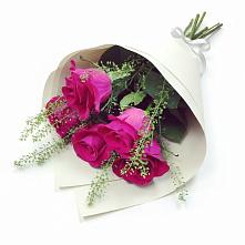 Букет цветов из:  Розы в Поселке совхоз имени Ленина
