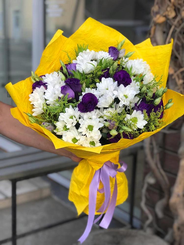 Букет цветов из: Ирисы, Хризантемы и Ромашки в Поселке совхоз имени Ленина