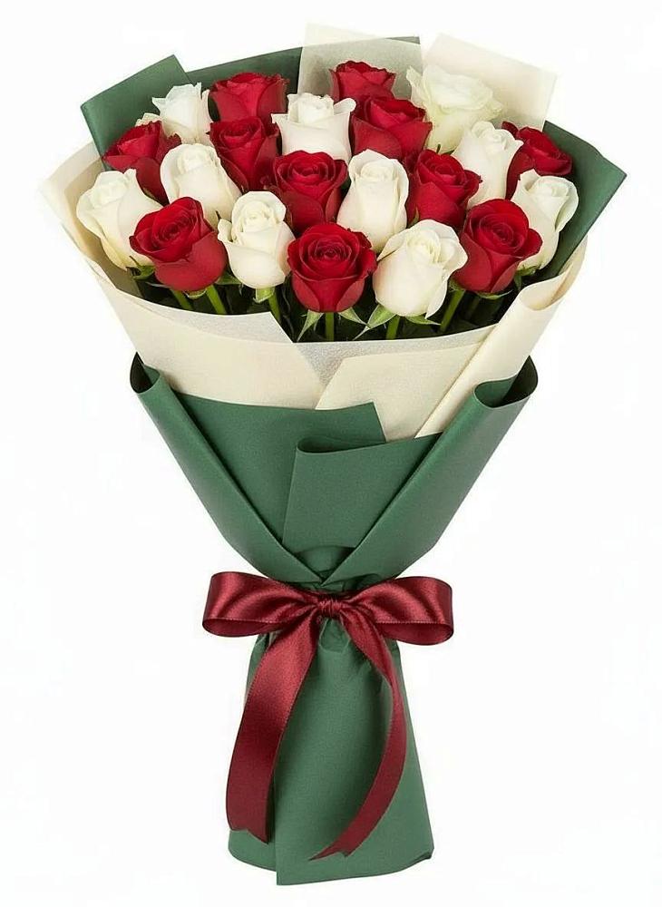 Букет Микс из красных и белых роз в Поселке совхоз имени Ленина