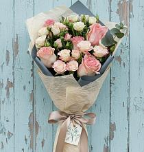 Букет цветов из:  Розы в Поселке совхоз имени Ленина
