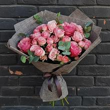 Букет цветов из:  Розы в Поселке совхоз имени Ленина